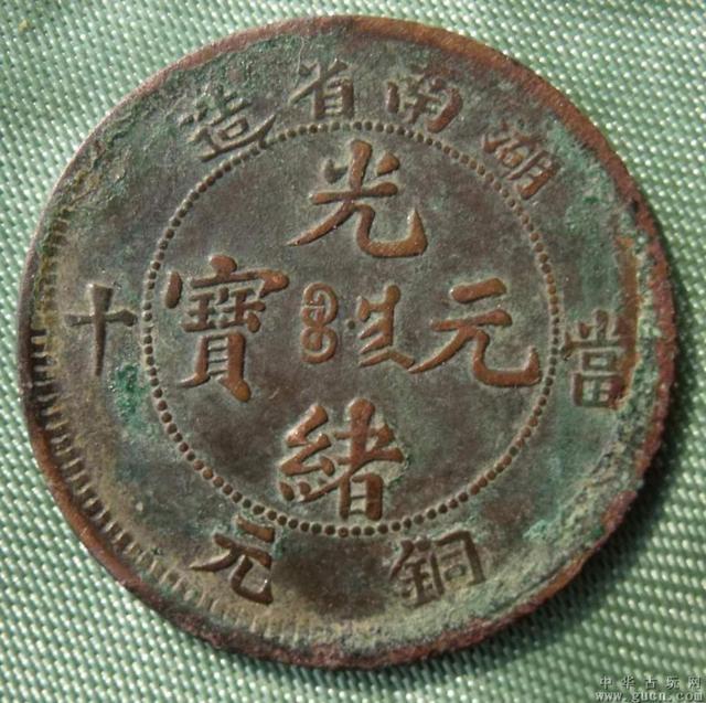 太阳成集团tyc7111cc:陈楚生献唱北京摇滚跑音乐节 大秀吉他惹尖叫连连(图1) 太阳成集团tyc7111cc